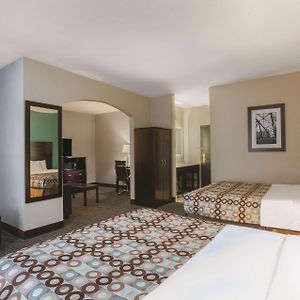Family Suite Two Queen Beds Non-Smoking